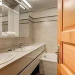 Apartment Alpes Iv, Alpes Agency, Chamonix, Sleeps 4