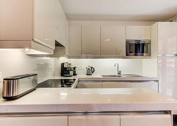 公寓 Alpes Iv, Alpes Agency, Chamonix, Sleeps 4 霞慕尼